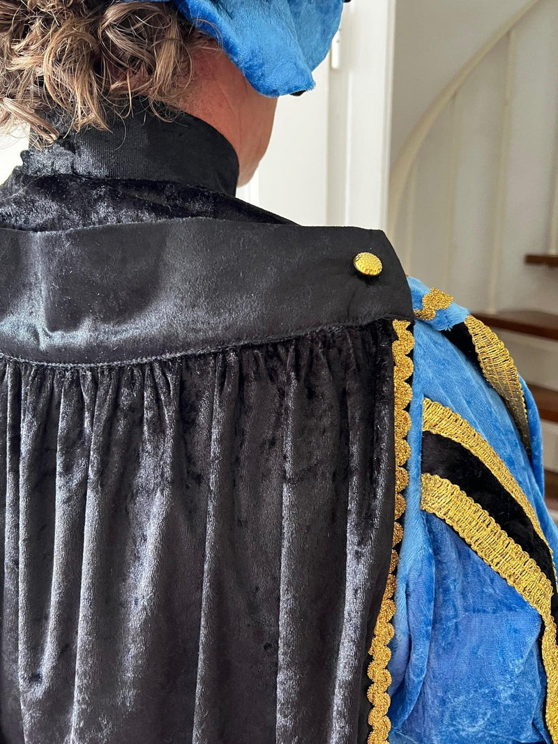 Roetveeg Pietenpak – Handgemaakt in Nederland met Luxe Gouden Afwerking-Erotiekvoordeel.nl