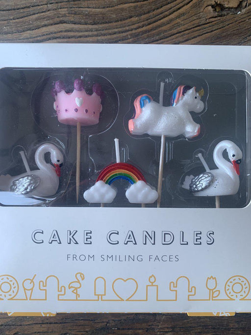 Smiling Faces - Sprookjesachtige Taartkaarsjes - Cupcake Decoratie - Kroon- Zwaan- Regenboog - Unicorn - 5 stuks-Erotiekvoordeel.nl