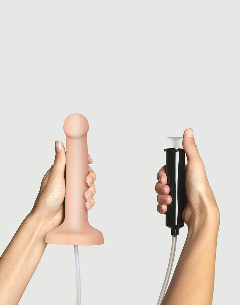 Strap-On-Me - Squirting Cum Dildo - Spuitende Dildo - Maat S - Lichte Huidskleur