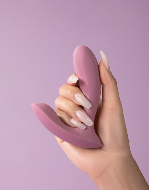 Svakom - Erica - Draagbare Vibrator Met App Control - Twee Motoren - Lichtroze