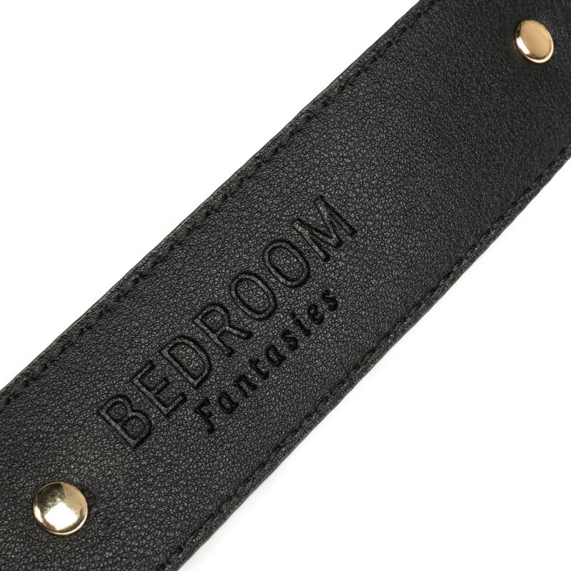 Bedroom Fantasies - Complete BDSM Speelkoffer - 11-delig - PU Leer-Erotiekvoordeel.nl