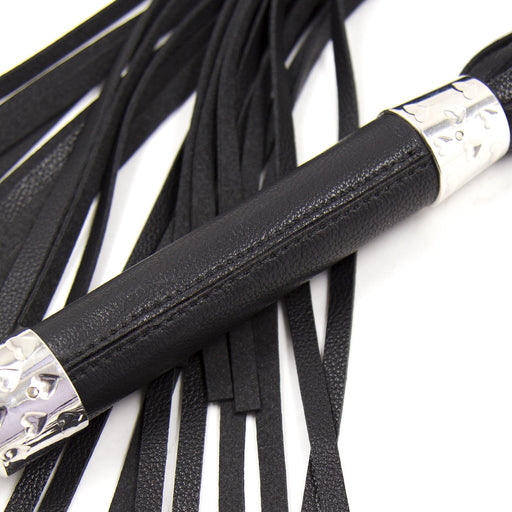 Smart Moves - Flogger - Glad Handvat - 50 cm - Zwart/Zilver-Erotiekvoordeel.nl