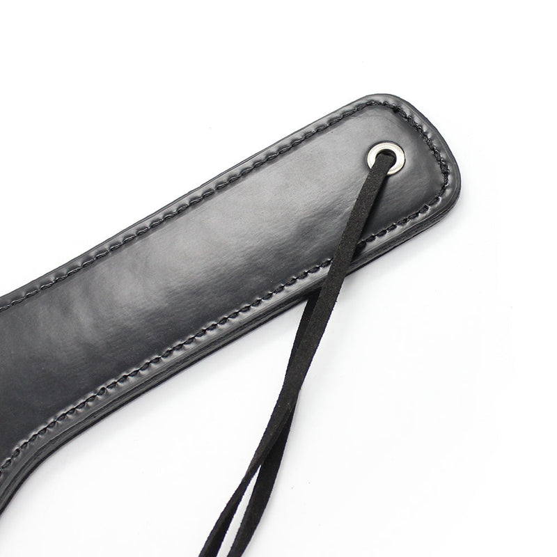 Smart Moves - Ovalen Paddle met Studs - 30 cm - Zwart-Erotiekvoordeel.nl