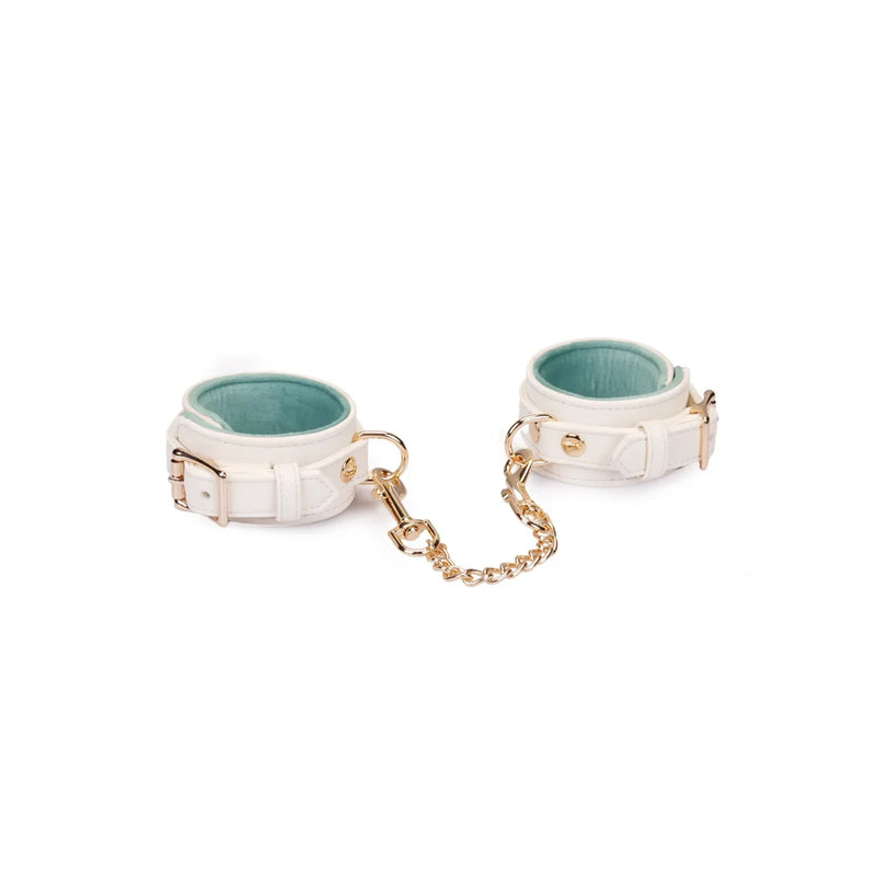 Liebe Seele - Boudoir Amor - Vegan Lederen handboeien - Wit met Gouden Hardware-Erotiekvoordeel.nl